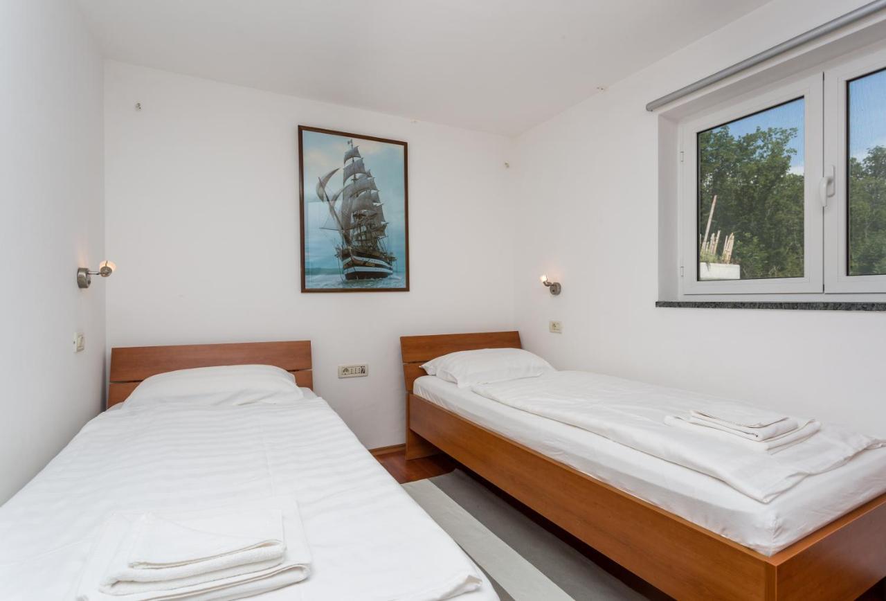 Molnar Resort Apartment Sergej Brzac Esterno foto